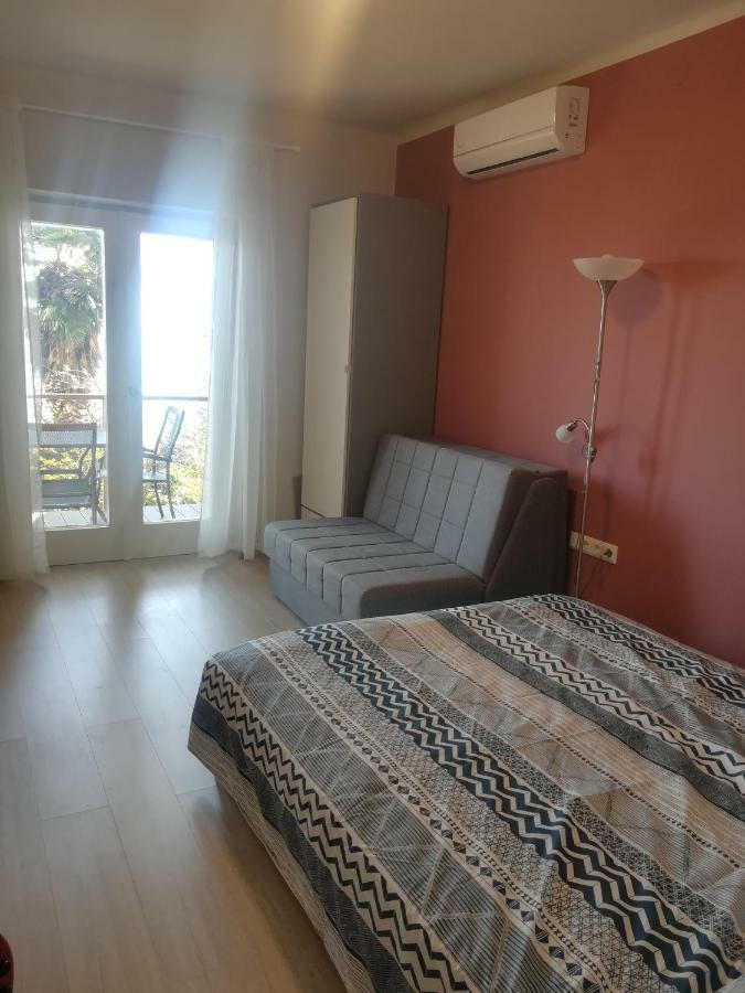 Studio Apartman Arni غييكا المظهر الخارجي الصورة